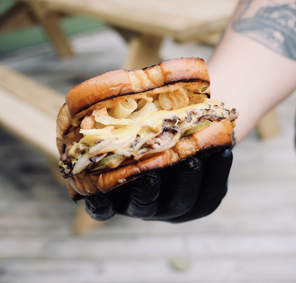 Chubby Boy’s Burgers | restaurant | 948 W Fulton Market, Chicago, IL 60607, USA | 7738761091 OR +1 773-876-1091