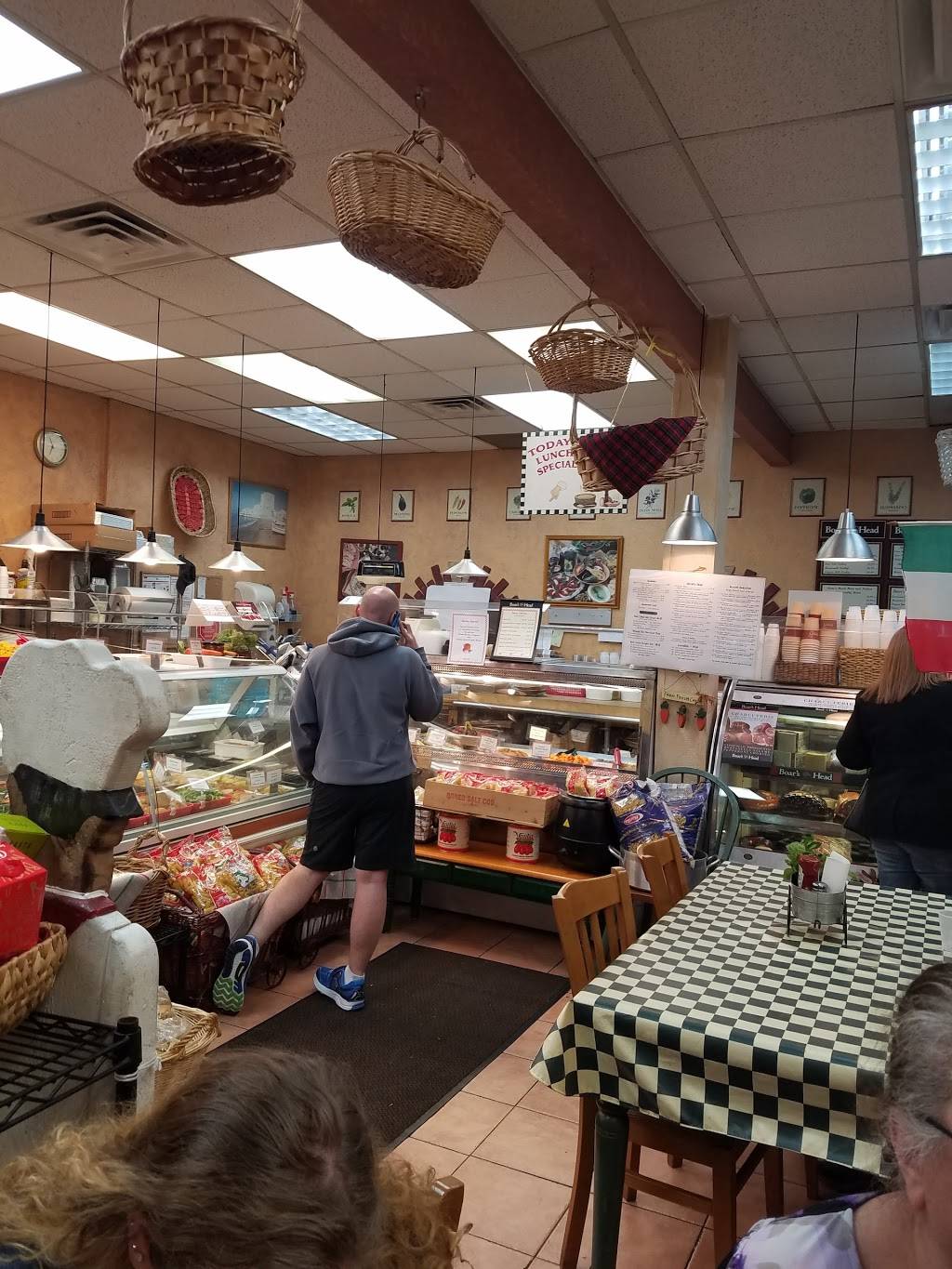 Cucina Mia | restaurant | 1898 Victory Blvd, Staten Island, NY 10314, USA | 7188150097 OR +1 718-815-0097