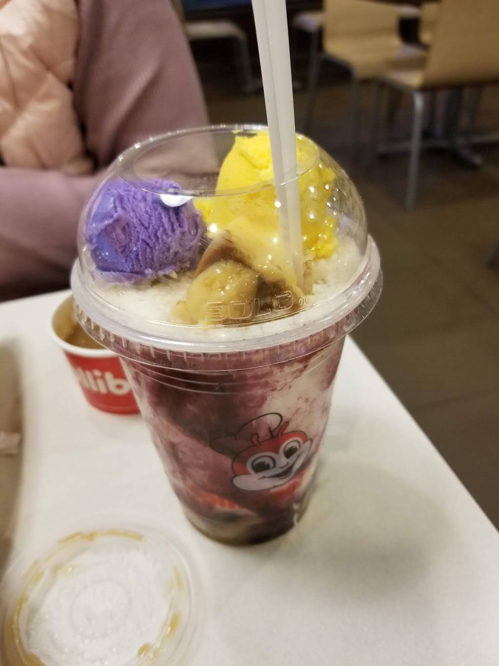 Jollibee | restaurant | 4541 S Plaza Trail, Virginia Beach, VA 23462, USA | 7574671087 OR +1 757-467-1087