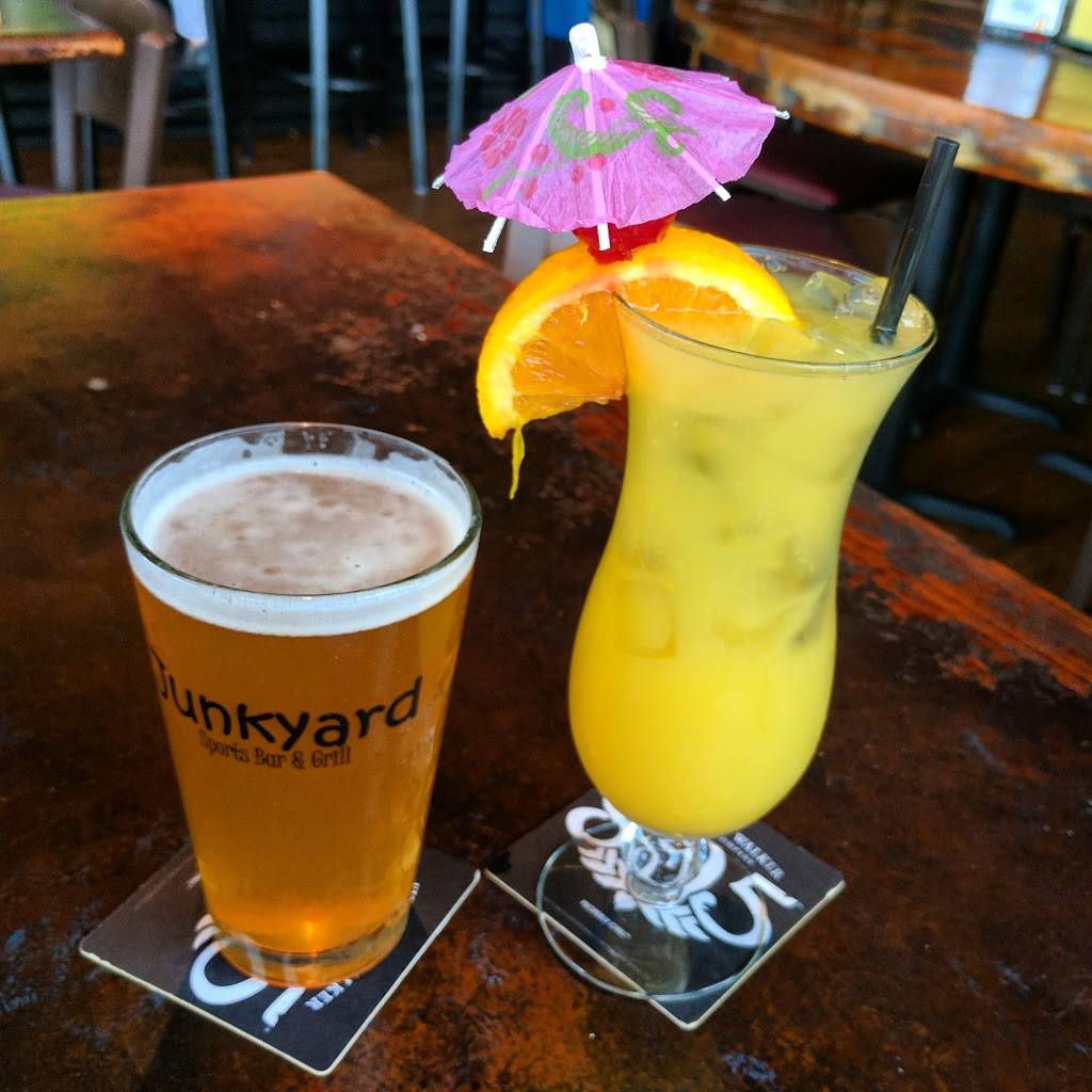 Junkyard Sports Bar & Grill | restaurant | Oceanside, CA 92056, USA | 7602316600 OR +1 760-231-6600