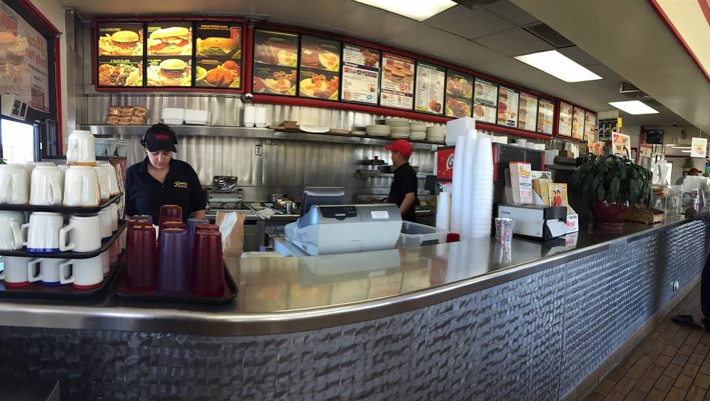 Fabulous Charbroiled Burgers | restaurant | 302 W Gardena Blvd, Gardena, CA 90248, USA | 3107156580 OR +1 310-715-6580