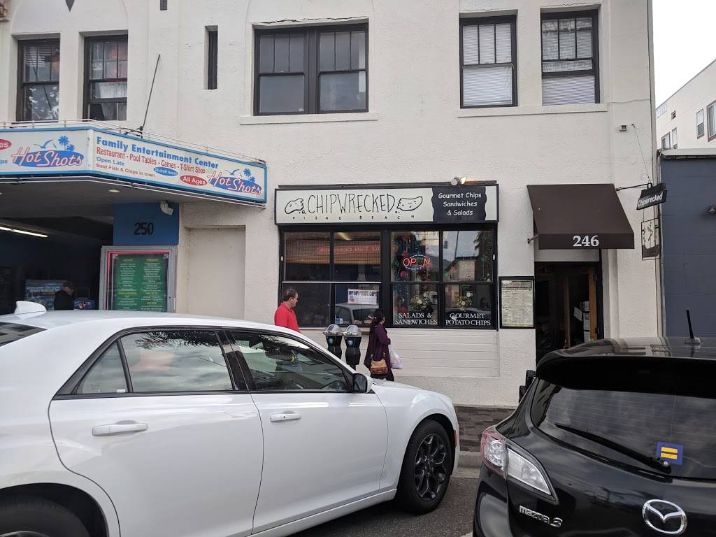 Chipwrecked | restaurant | 246 Pomeroy Ave, Pismo Beach, CA 93449, USA | 8055565272 OR +1 805-556-5272