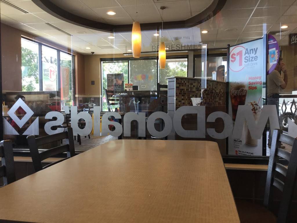 McDonalds | cafe | 100 McDonalds Dr, Bellevue, OH 44811, USA | 4194832215 OR +1 419-483-2215