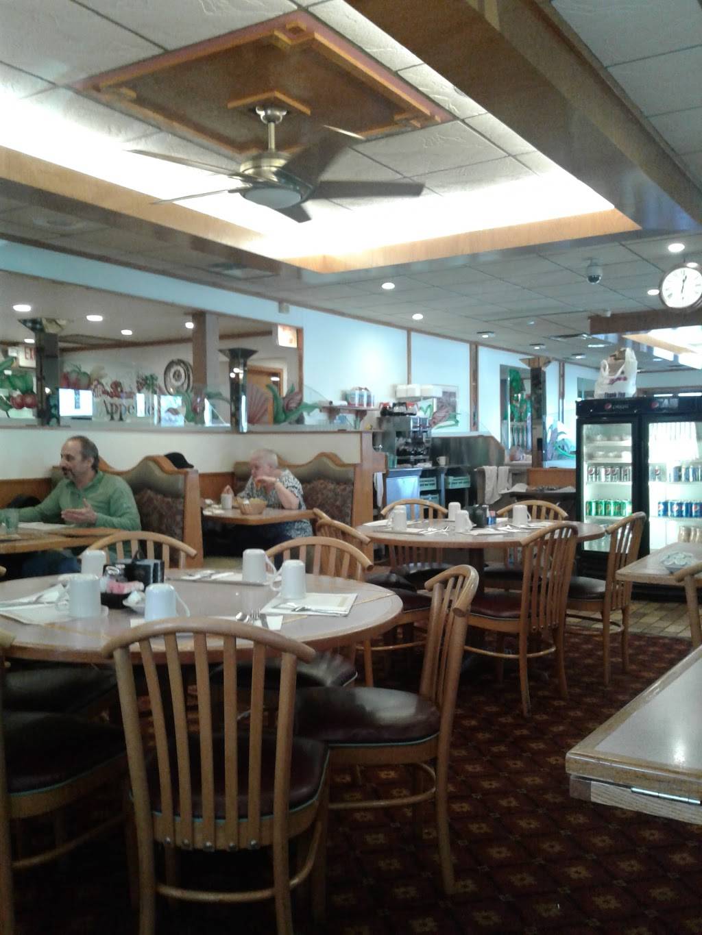 Skyline Restaurant | restaurant | 1016 Dixie Hwy, Chicago Heights, IL 60411, USA | 7087551118 OR +1 708-755-1118