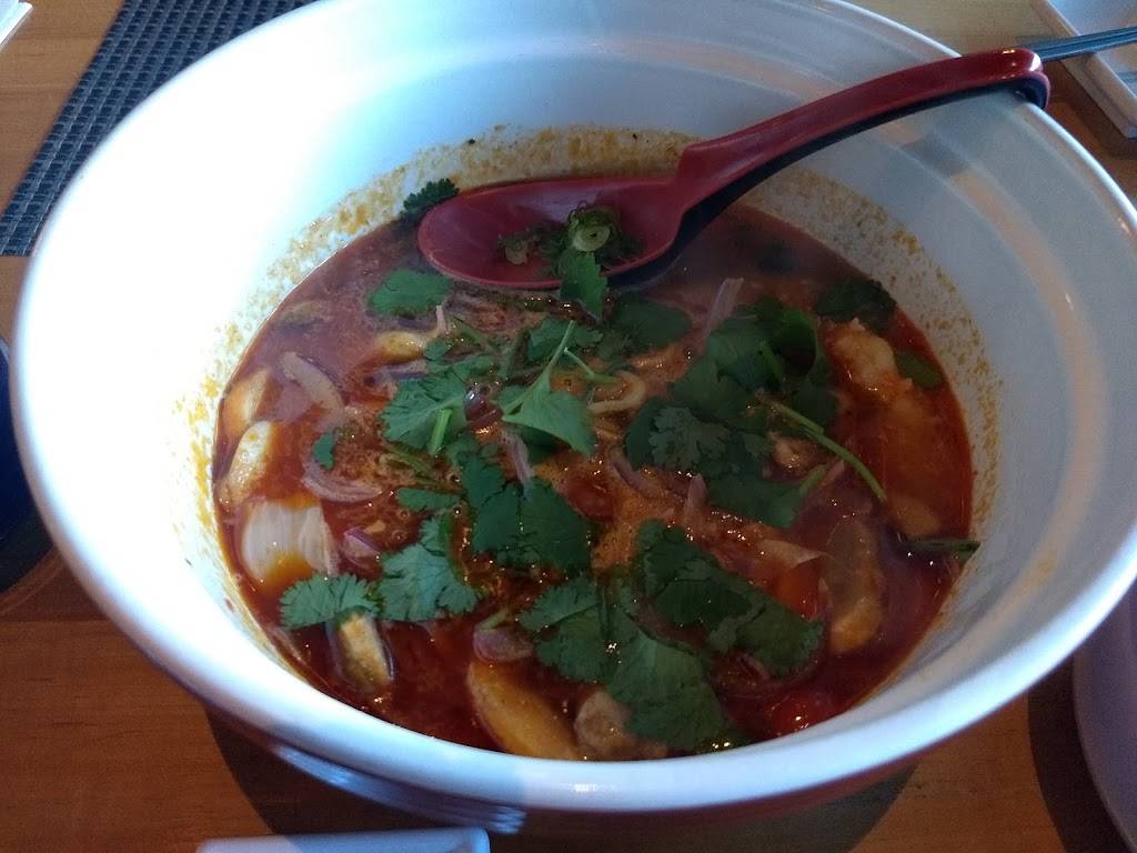 Kaya Sushi | restaurant | 2251 E Maple Ave, El Segundo, CA 90245, USA | 3106401025 OR +1 310-640-1025