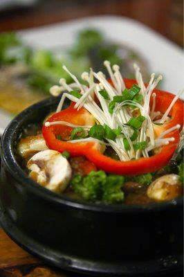 Sesame | restaurant | 1355 Broadway, Burlingame, CA 94010, USA | 6503473717 OR +1 650-347-3717