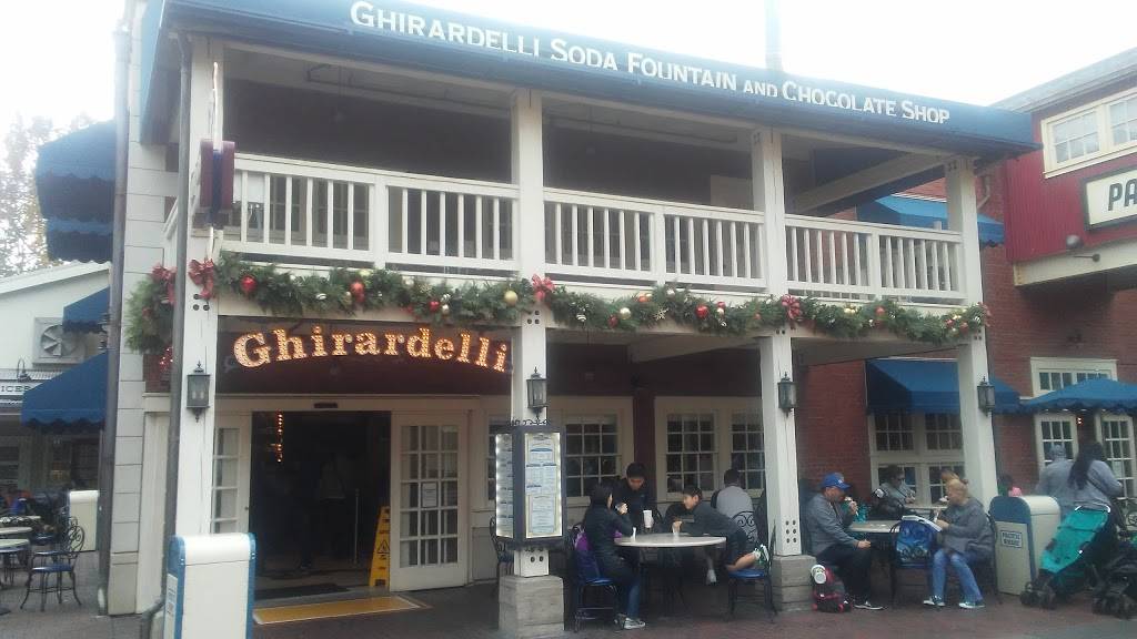 Ghirardelli Soda Fountain & Chocolate Shop (Disneyland) | restaurant | 1313 Disneyland Dr, Anaheim, CA 92802, USA | 7145330052 OR +1 714-533-0052
