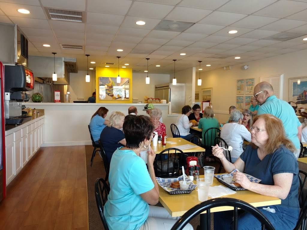 Fairmount Cafe | restaurant | 3750 US Highway 27 N, Sebring, FL 33870, USA | 8633824600 OR +1 863-382-4600