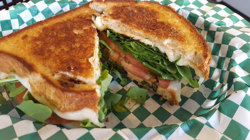 Everdines Grilled Cheese Co. | restaurant | 24 W Jefferson Ave, Naperville, IL 60540, USA | 6305446626 OR +1 630-544-6626