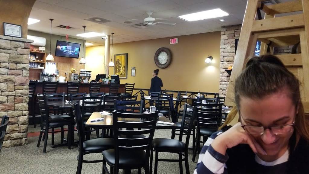 Classic Family Grill | restaurant | 34553 Utica Rd, Fraser, MI 48026, USA | 5862931110 OR +1 586-293-1110