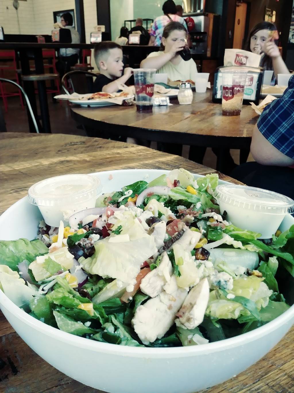 Chipotle Mexican Grill | restaurant | 849 W Riverdale Rd, Riverdale, UT 84405, USA | 8013929846 OR +1 801-392-9846