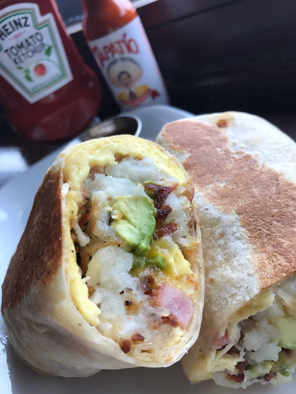 Dory Deli | restaurant | 2108 W Oceanfront, Newport Beach, CA 92663, USA | 9492207886 OR +1 949-220-7886