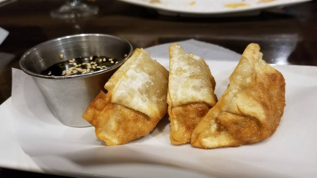 Oyshi Sushi | restaurant | 7293 W Sahara Ave, Las Vegas, NV 89117, USA | 7024855010 OR +1 702-485-5010