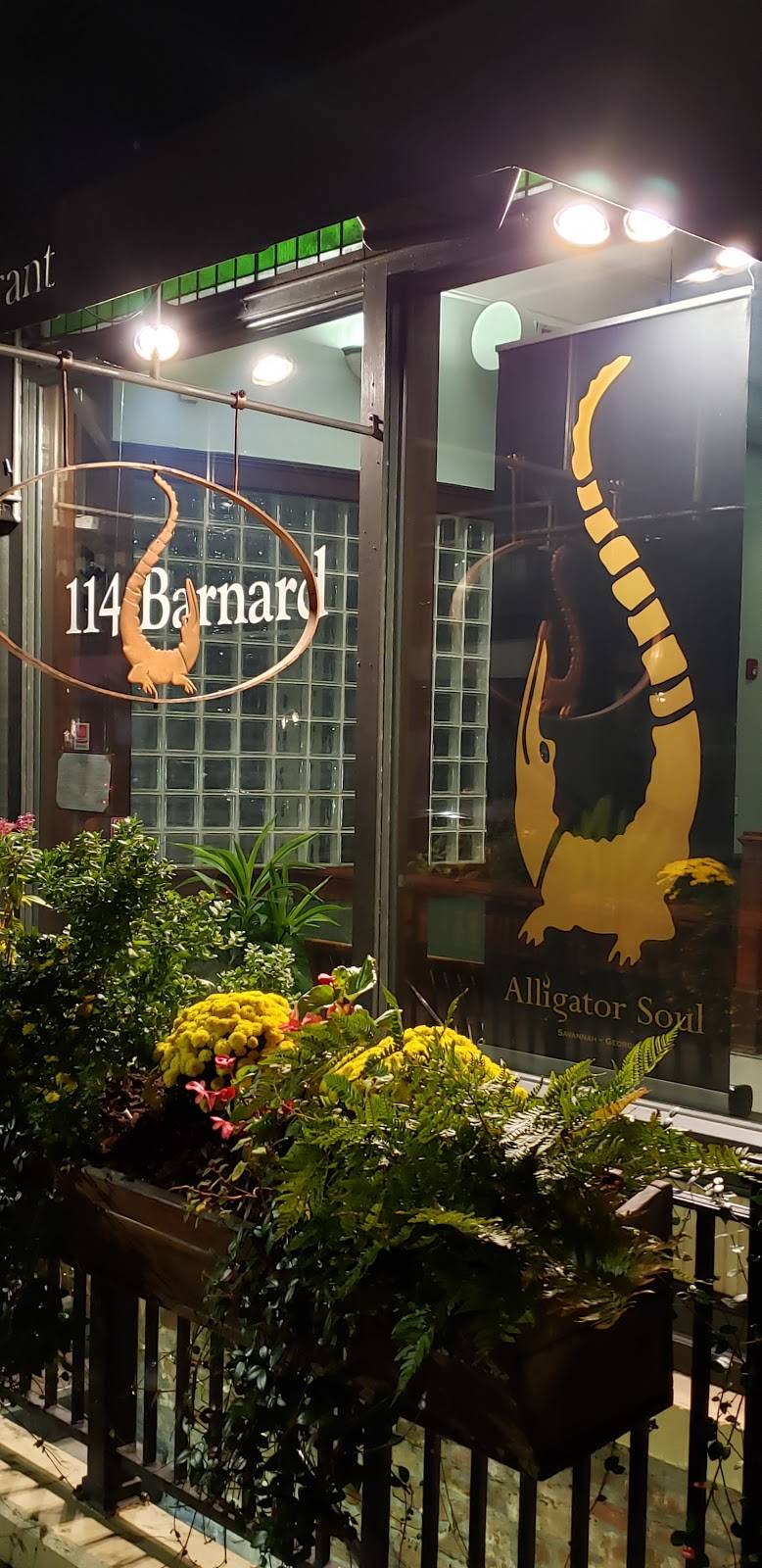 Alligator Soul Restaurant | restaurant | 114 Barnard St, Savannah, GA 31401, USA | 9122327899 OR +1 912-232-7899