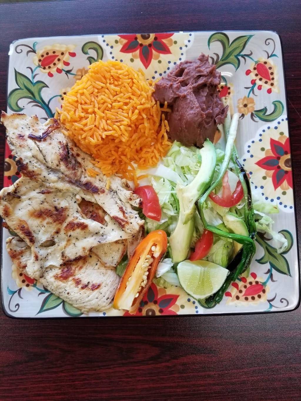 La Familia Mexican Restaurant and Store | restaurant | 2089 S Shady St, Mountain City, TN 37683, USA | 4234601500 OR +1 423-460-1500