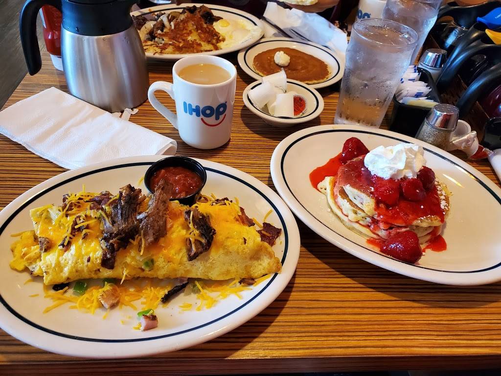 IHOP | restaurant | 869 SW 107th Ave, Miami, FL 33174, USA | 3059250576 OR +1 305-925-0576