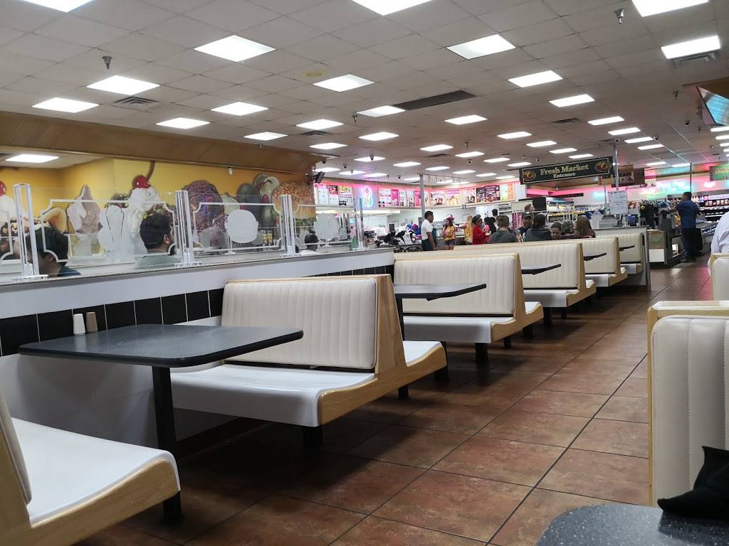 Braums Ice Cream & Burger Restaurant | restaurant | 2005 W Parker Rd, Plano, TX 75023, USA | 9725963358 OR +1 972-596-3358