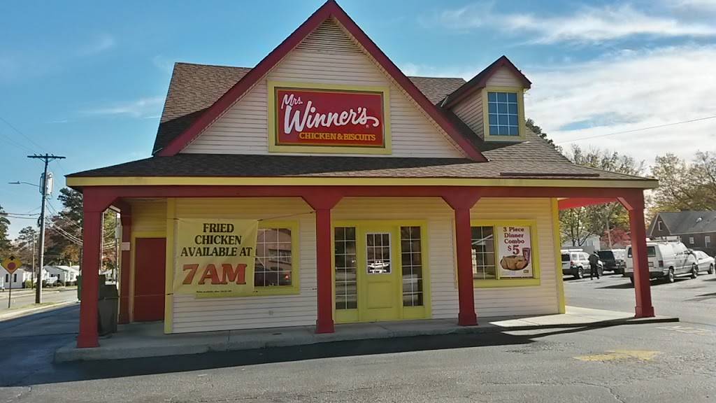 Mrs Winners Chicken & Biscuits | restaurant | 814 Summit Ave, Greensboro, NC 27405, USA | 3362723900 OR +1 336-272-3900