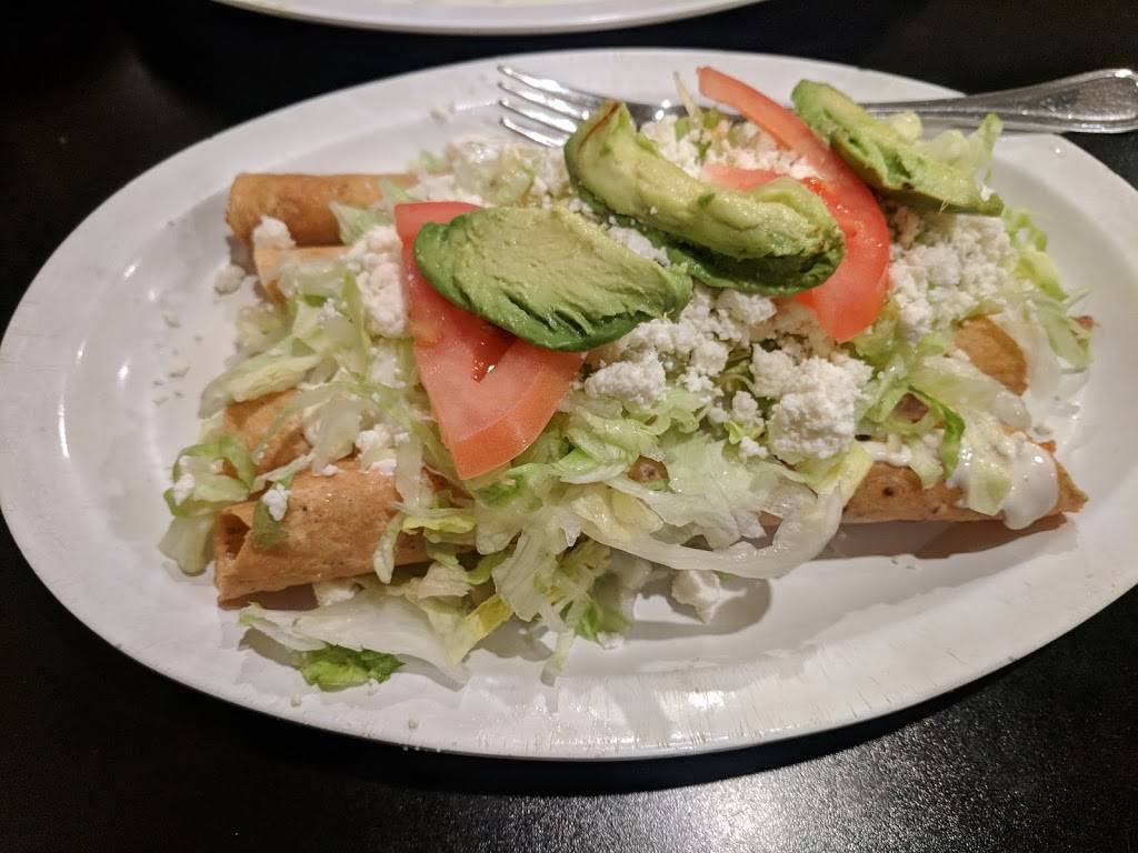 La Casita Chilanga | restaurant | 761 El Camino Real, Redwood City, CA 94063, USA | 6503642789 OR +1 650-364-2789