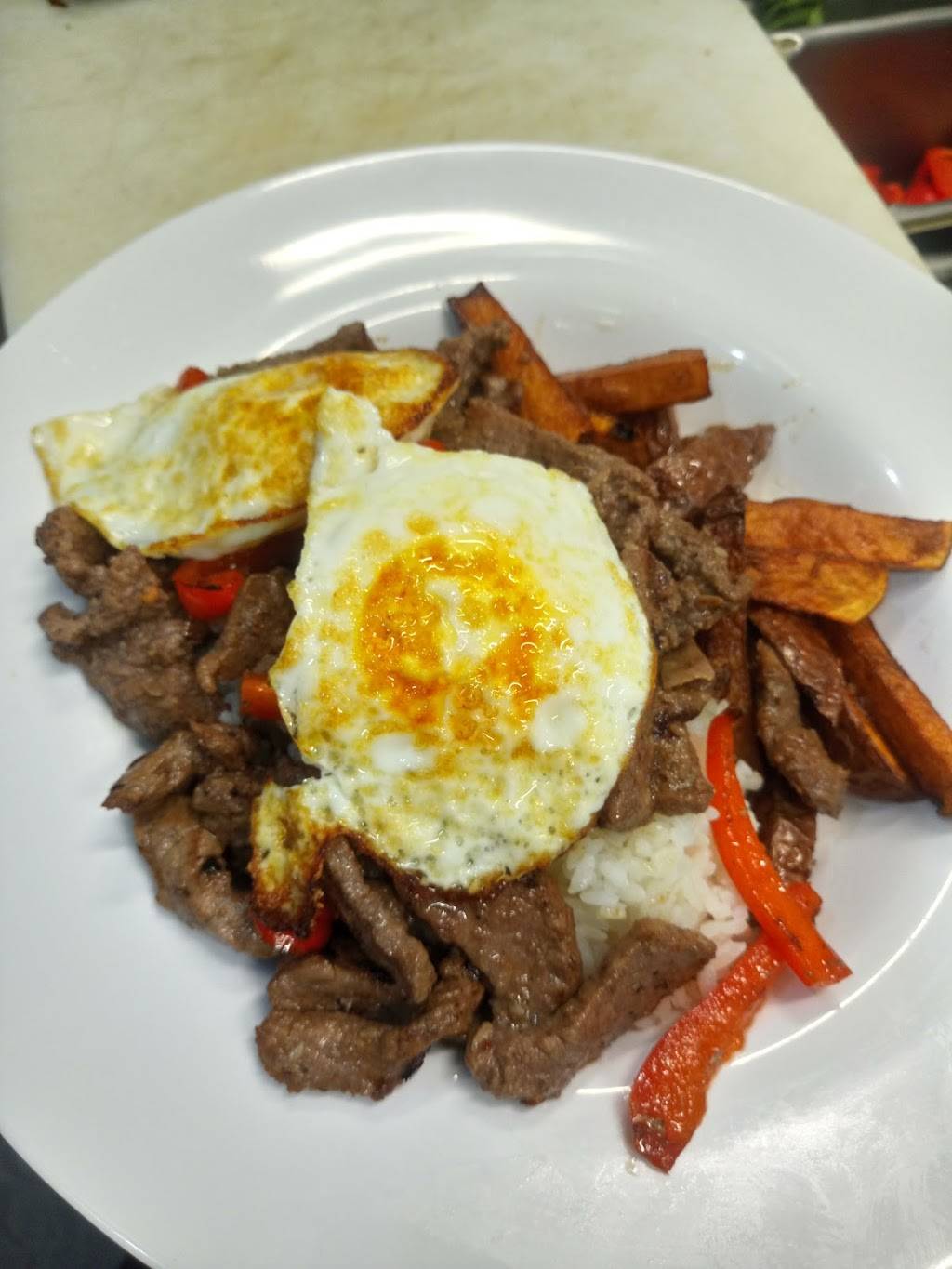 Phusion Cafe | restaurant | 11611 Euclid Ave, Cleveland, OH 44106, USA | 2169780088 OR +1 216-978-0088