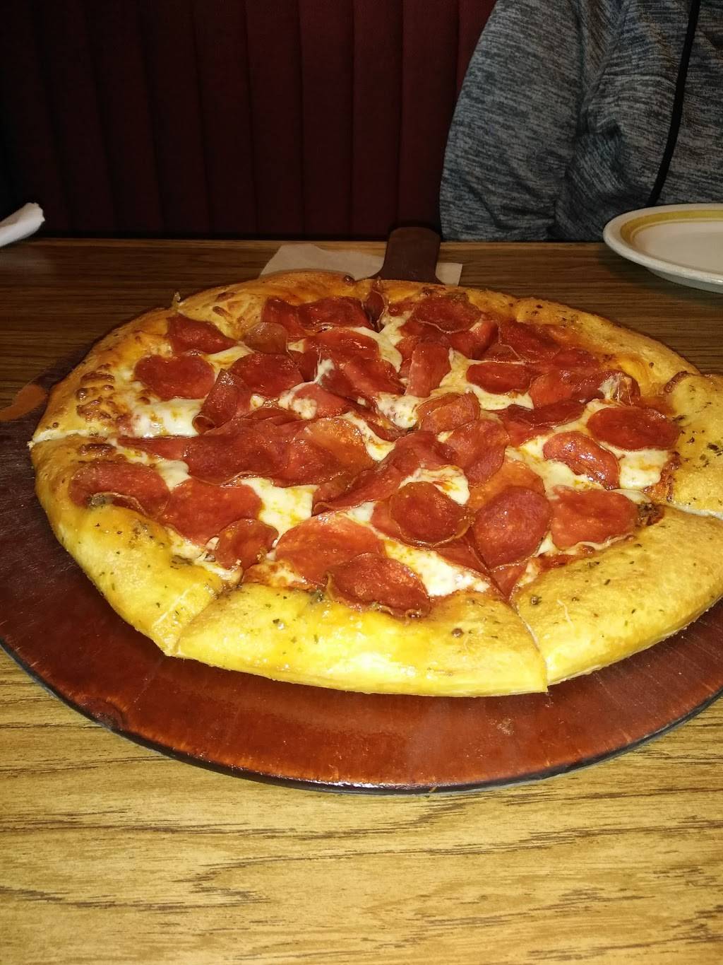 Pizza Hut | meal takeaway | 5953 W Jim Bilton Blvd, St George, SC 29477, USA | 8435638555 OR +1 843-563-8555