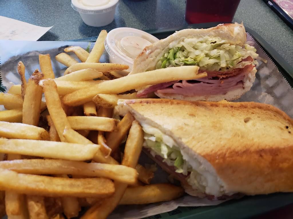 Pizza Peddler | restaurant | 40 Butler Ave, Midway, GA 31320, USA | 9128847827 OR +1 912-884-7827