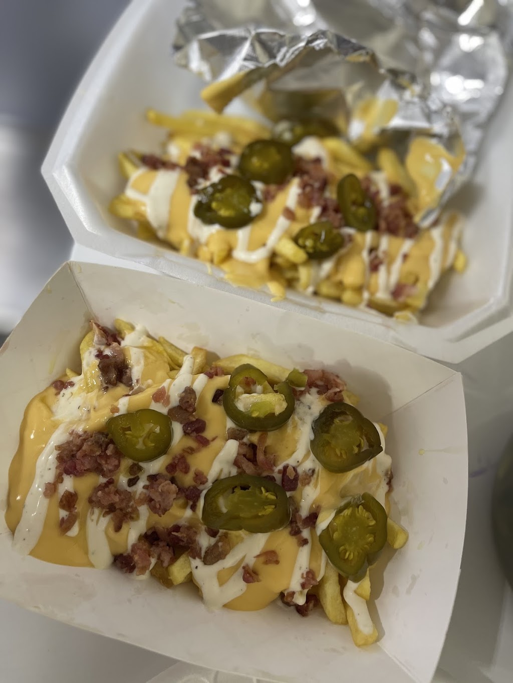 Golden Wingz | restaurant | 5513 W Park Ave, Houma, LA 70364, USA | 9857465297 OR +1 985-746-5297