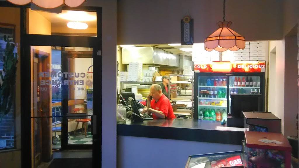 Carminos Pizza | restaurant | 4728 Pearl Rd, Cleveland, OH 44109, USA | 2163989365 OR +1 216-398-9365