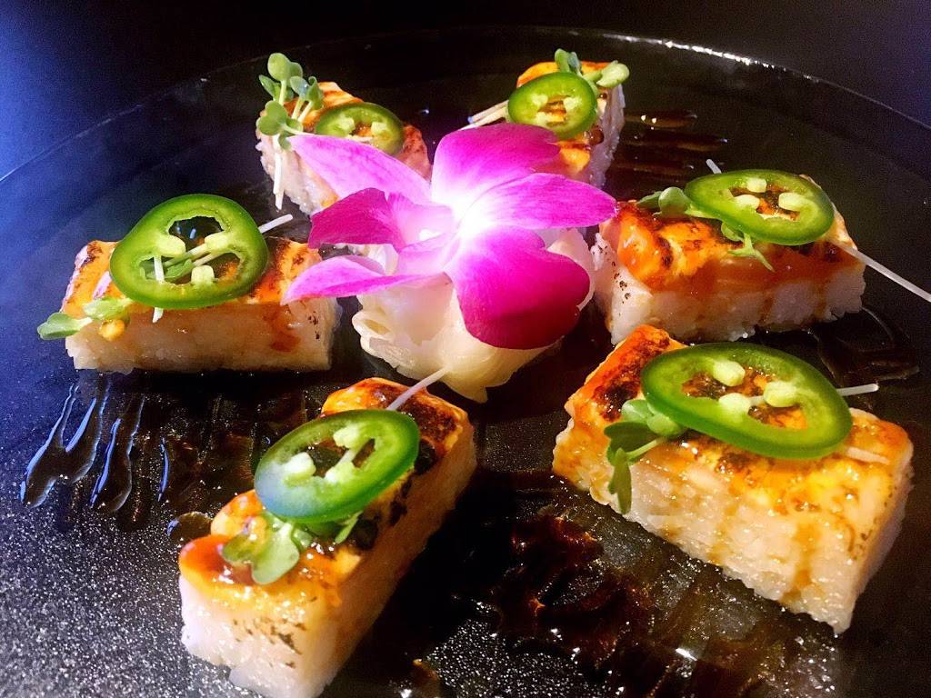Lili Sushi | restaurant | 161 S Schmale Rd, Carol Stream, IL 60188, USA | 6305809797 OR +1 630-580-9797