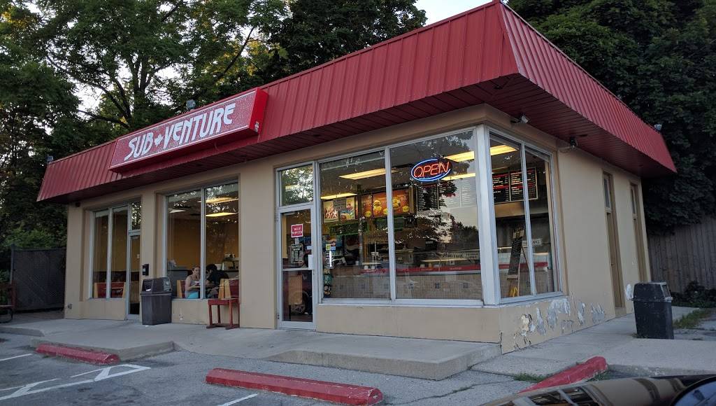 Jacquies Subventure | restaurant | 137 Broad St E, Dunnville, ON N1A 1E8, Canada | 9057748083 OR +1 905-774-8083