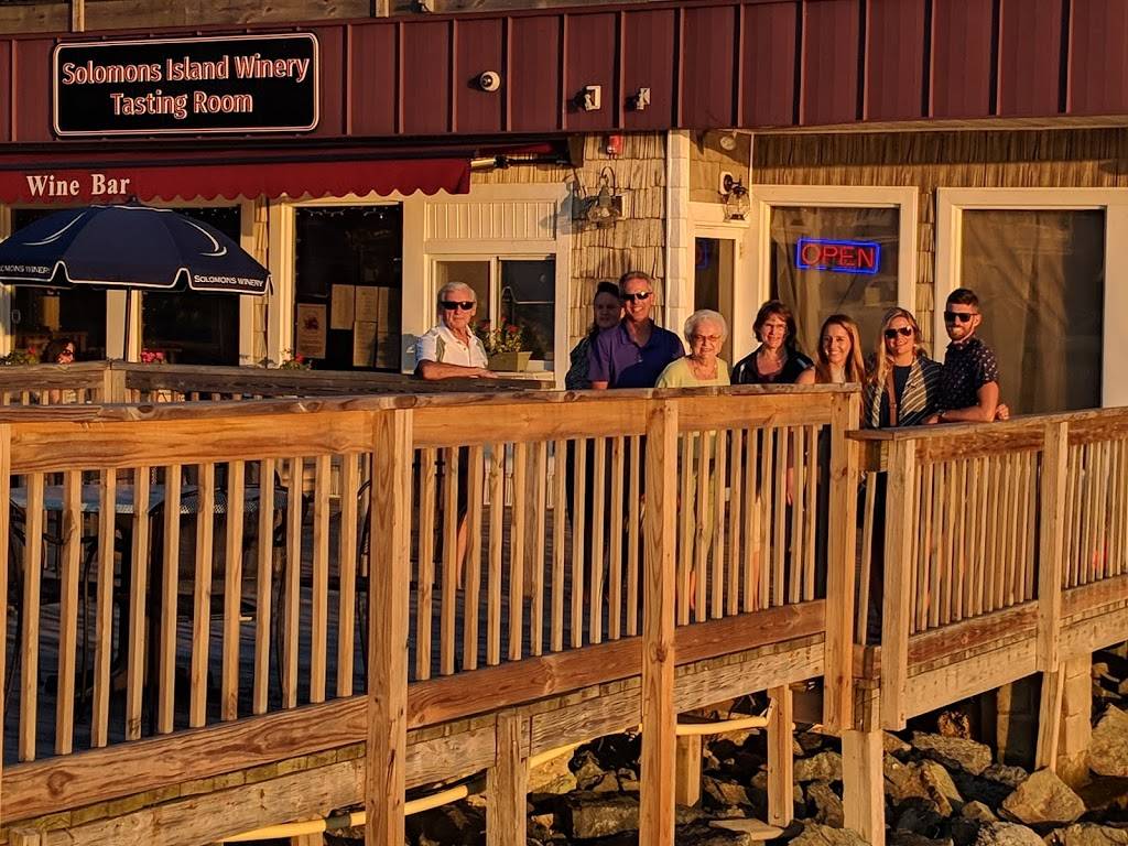 The Pier Restaurant | restaurant | 14575 Solomons Island Rd S, Solomons, MD 20688, USA | 4104498406 OR +1 410-449-8406