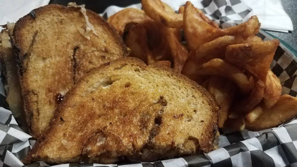 Bogeys Public House | restaurant | 29630 Green River Rd SE, Auburn, WA 98092, USA | 2538761957 OR +1 253-876-1957