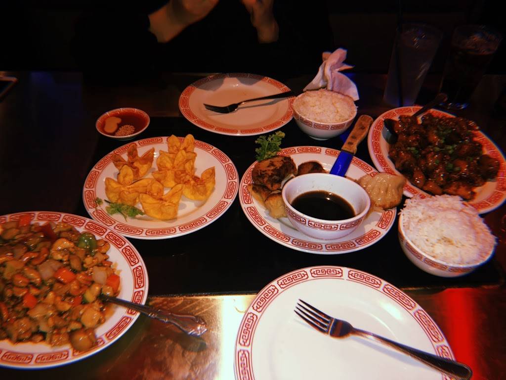 Ambassador Restaurant & Lounge | restaurant | 4744 NE Sandy Blvd, Portland, OR 97213, USA | 5032800330 OR +1 503-280-0330