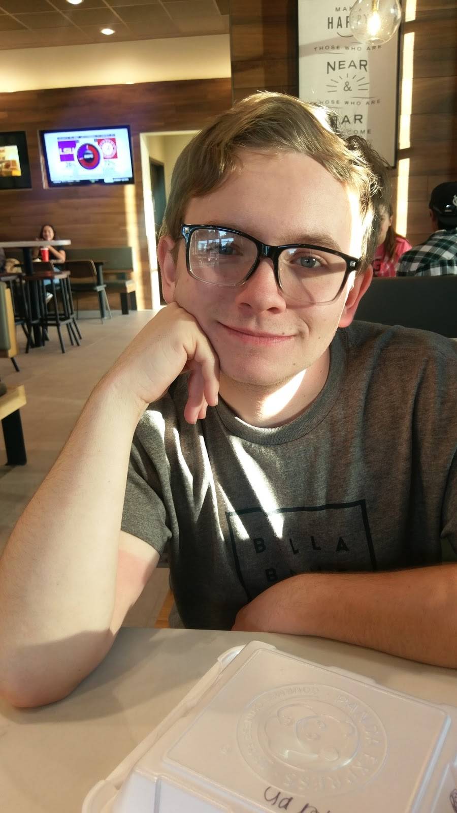 Panda Express | restaurant | 313 Prosperity Blvd, Chowchilla, CA 93610, USA | 5597151877 OR +1 559-715-1877