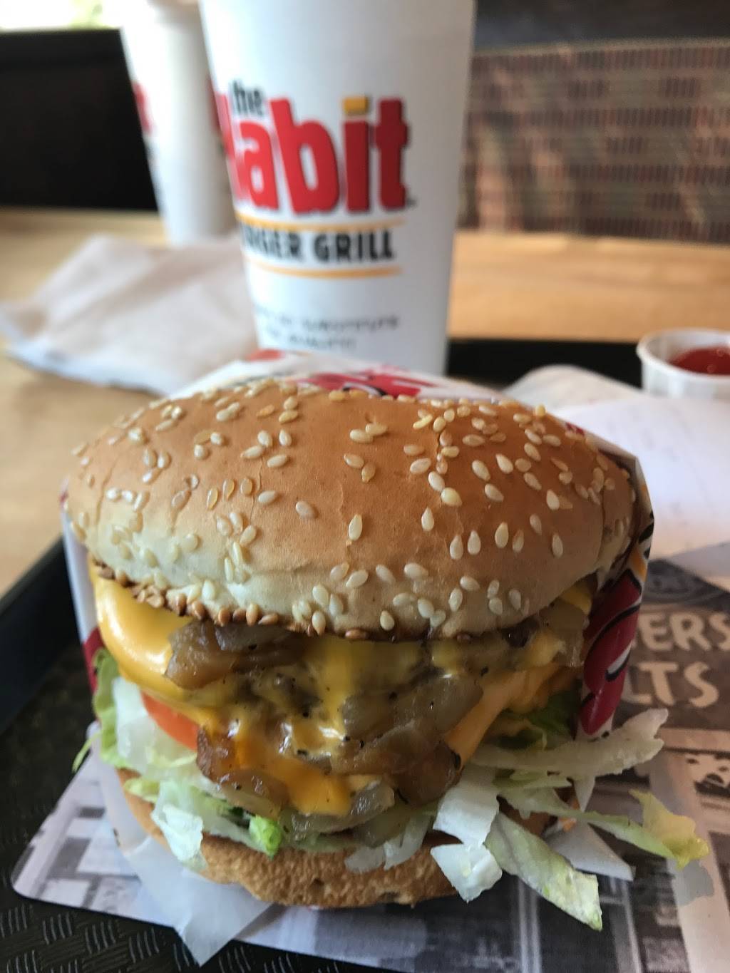 The Habit Burger Grill | restaurant | 216 S Milpas St, Santa Barbara, CA 93103, USA | 8059627472 OR +1 805-962-7472