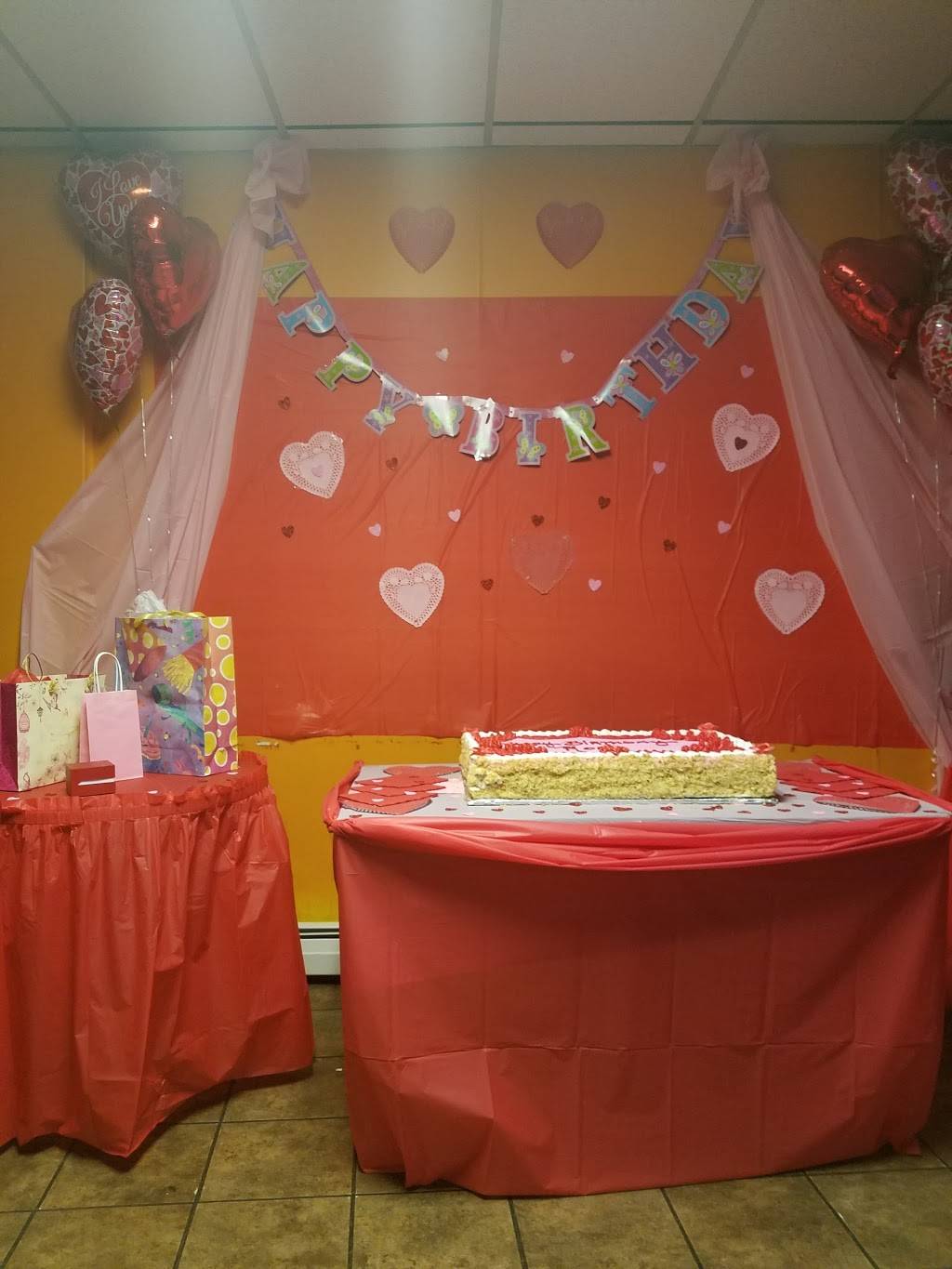 Salsas Gourmet Mexican Restaurant | restaurant | 403 Dickinson St, Springfield, MA 01108, USA | 4137464456 OR +1 413-746-4456