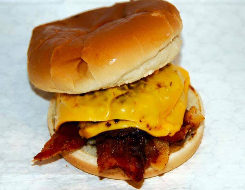 Just Hamburgers | restaurant | 214 Ottawa Rd, Paxton, IL 60957, USA | 2173794222 OR +1 217-379-4222