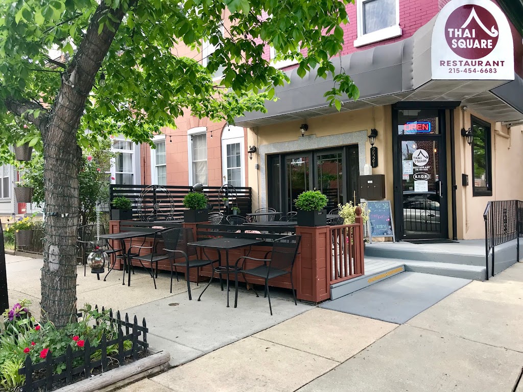 Thai Square Restaurant | restaurant | 2521 Christian St, Philadelphia, PA 19146, USA | 2154546683 OR +1 215-454-6683