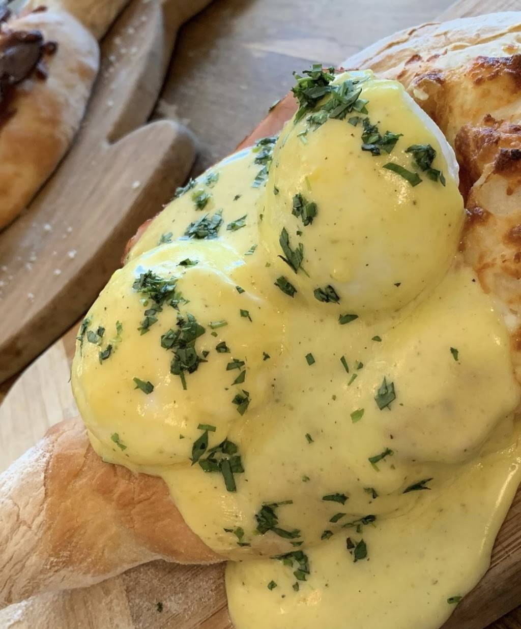 Cheeseboat | restaurant | 80 Berry St, Brooklyn, NY 11249, USA | 9292958401 OR +1 929-295-8401