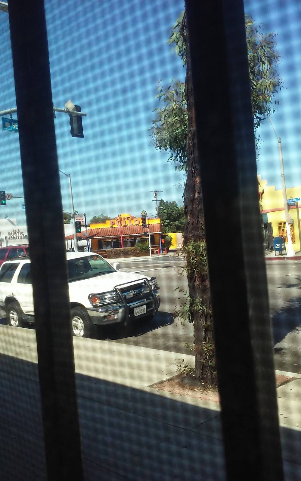 Pepes Pollo | restaurant | 11190 Atlantic Ave, Lynwood, CA 90262, USA | 3106391231 OR +1 310-639-1231