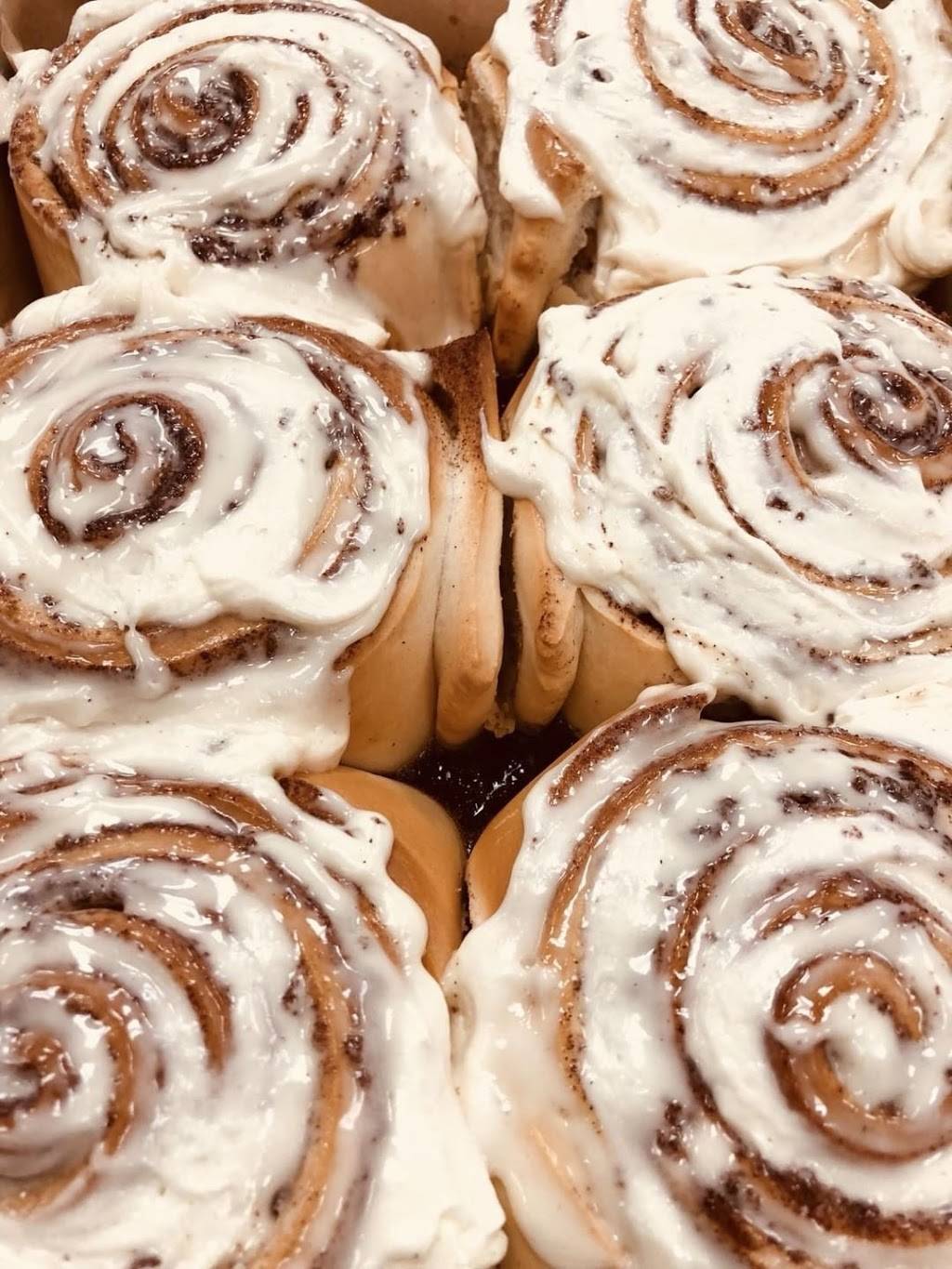 Cinnabon | restaurant | 120 Crossgates Mall Rd Suite 1, Albany, NY 12203, USA | 5182500996 OR +1 518-250-0996