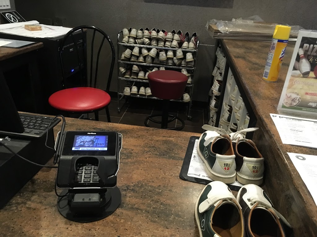 Desert Lanes & Kingpin Pizzeria Cafe | meal delivery | El Centro, CA 92243, USA | 7603392918 OR +1 760-339-2918