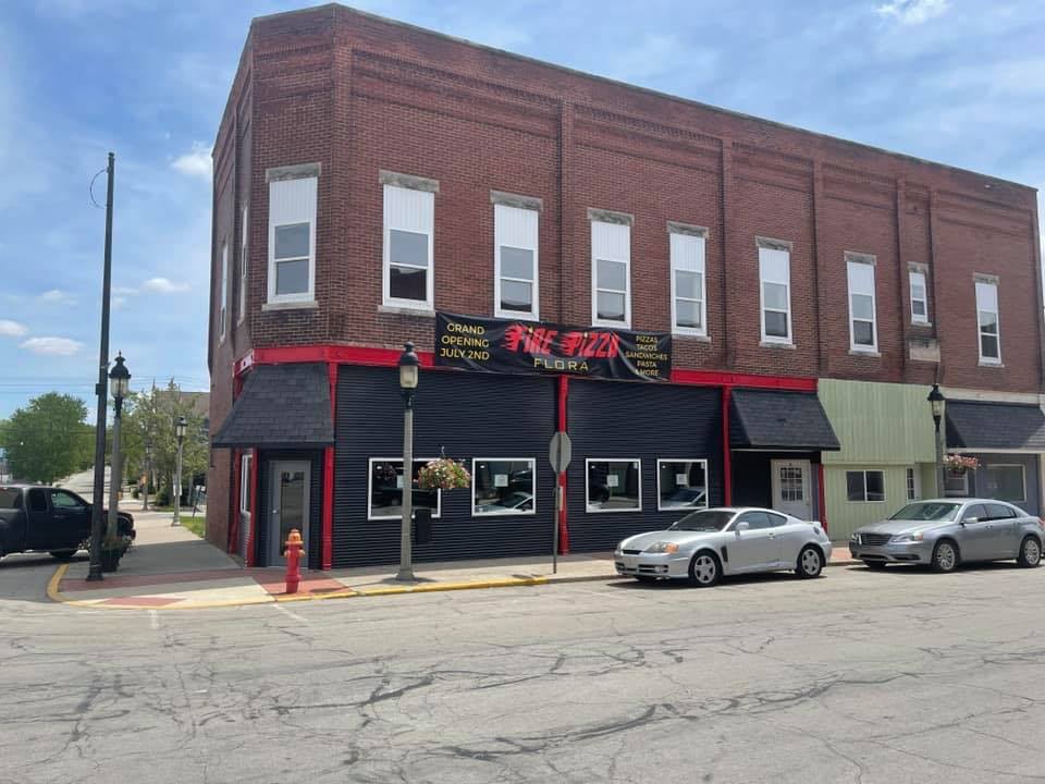 Fire Pizza Flora | restaurant | 2 S Center St, Flora, IN 46929, USA | 5746554477 OR +1 574-655-4477