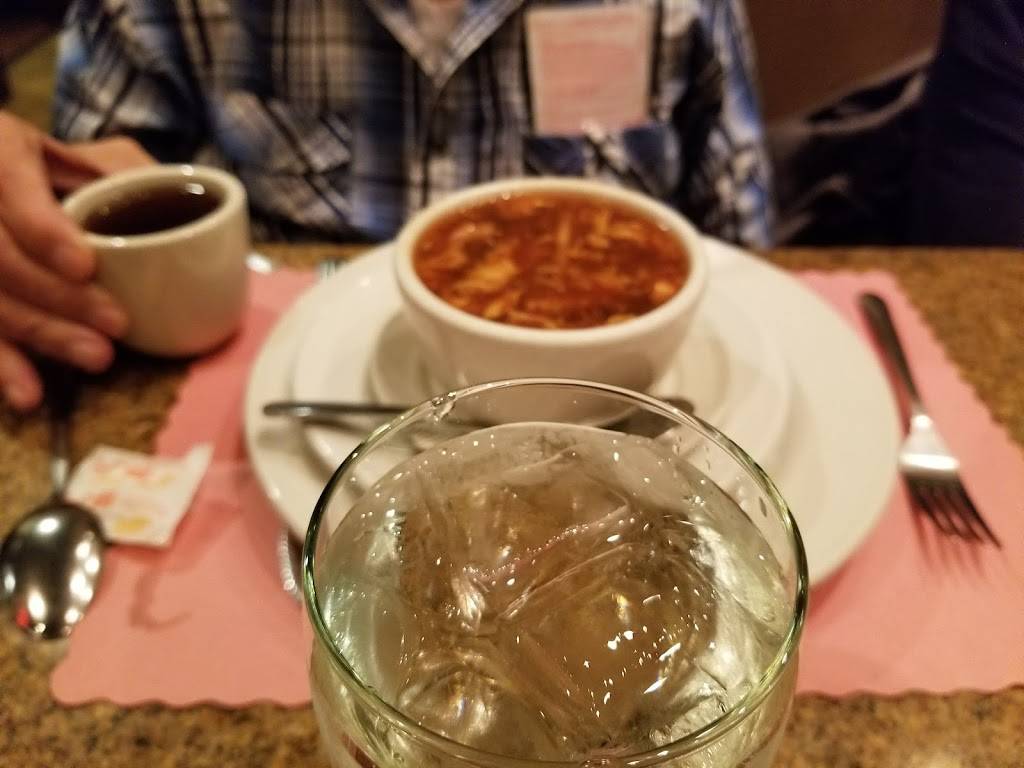 Mandarin Gourmet | restaurant | 1020 W Roxbury Pkwy, Chestnut Hill, MA 02467, USA | 6173256661 OR +1 617-325-6661