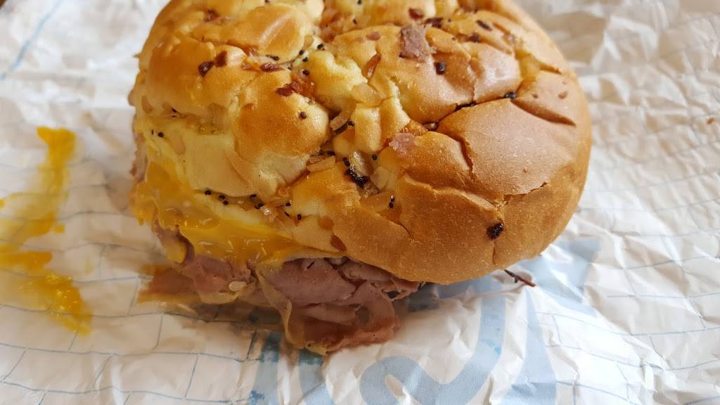 Arbys | restaurant | 1020 E Commerce St, Hernando, MS 38632, USA | 6624298286 OR +1 662-429-8286