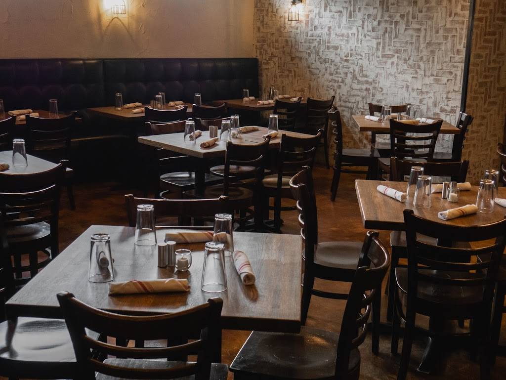 Republic kitchen and bar | restaurant | 262 Main St, Monroe, CT 06468, USA | 2035903826 OR +1 203-590-3826