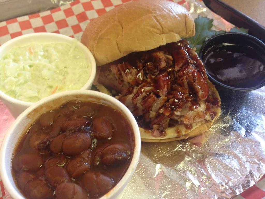 The Pit Beef | restaurant | 21803 S Ellsworth Rd Ste E-101, Queen Creek, AZ 85142, USA | 5205051930 OR +1 520-505-1930