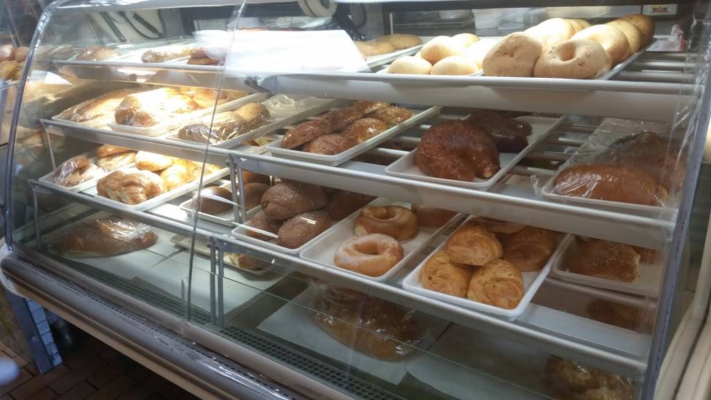 Delicias Calenas | restaurant | 94-18 Sutphin Blvd, Jamaica, NY 11435, USA | 7182062262 OR +1 718-206-2262