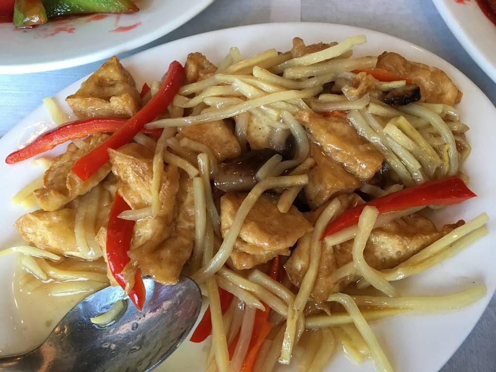 Won Ton House Restaurant | restaurant | 1300 Wellington St W, Ottawa, ON K1Y 3A9, Canada | 6137288885 OR +1 613-728-8885