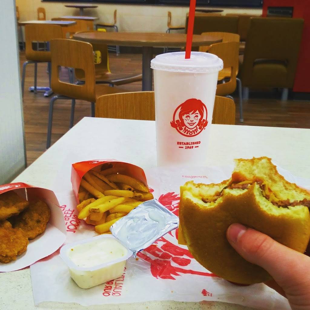 Wendys | restaurant | 9930 19th Ave SE, Everett, WA 98208, USA | 4253858568 OR +1 425-385-8568